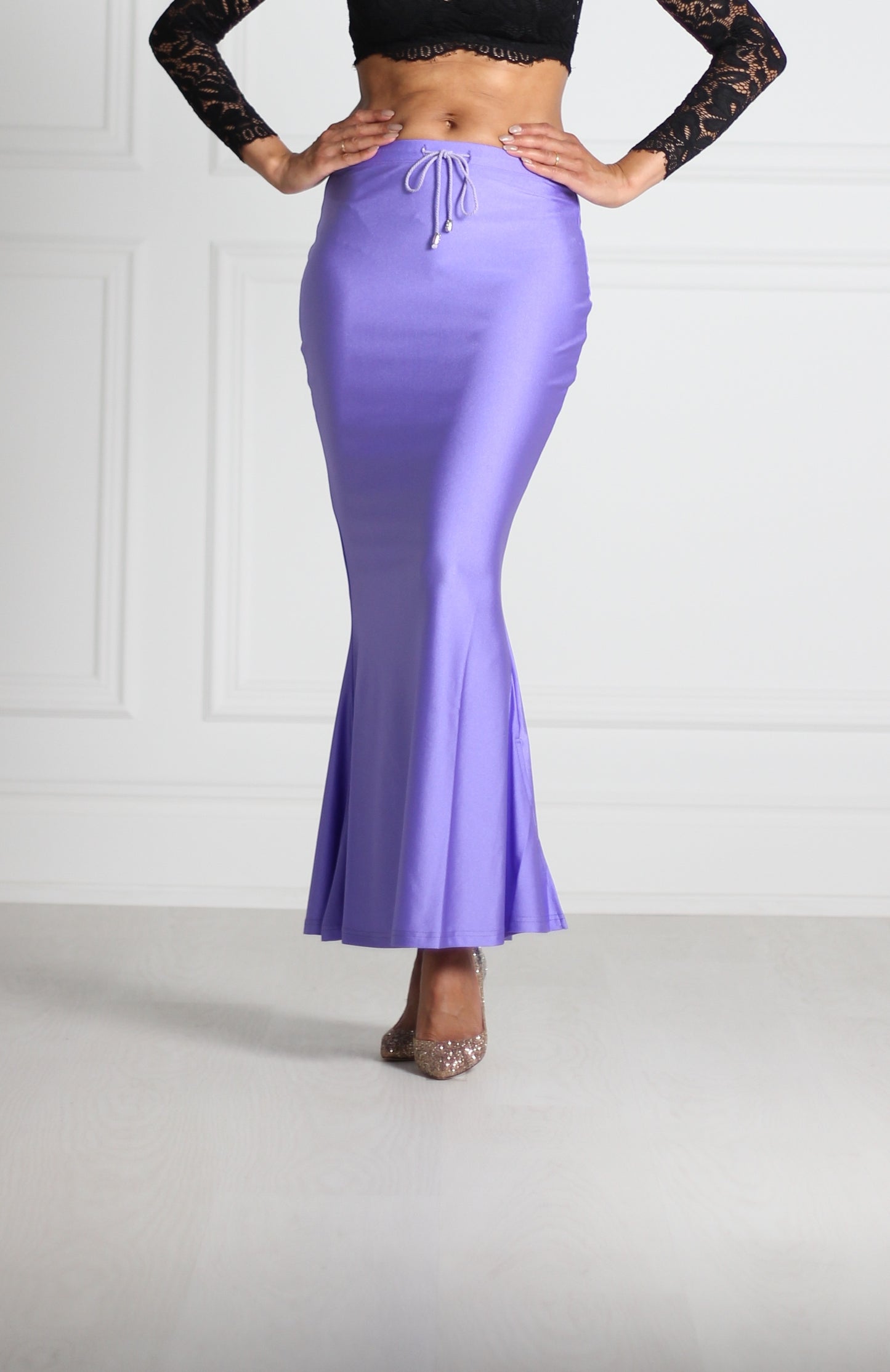 Iris Saree Silhouette™ petticoat with a high waist and mermaid-style flare, designed to smooth the body and support any saree drape. Ideal underskirt for pleating, tucking and styling.