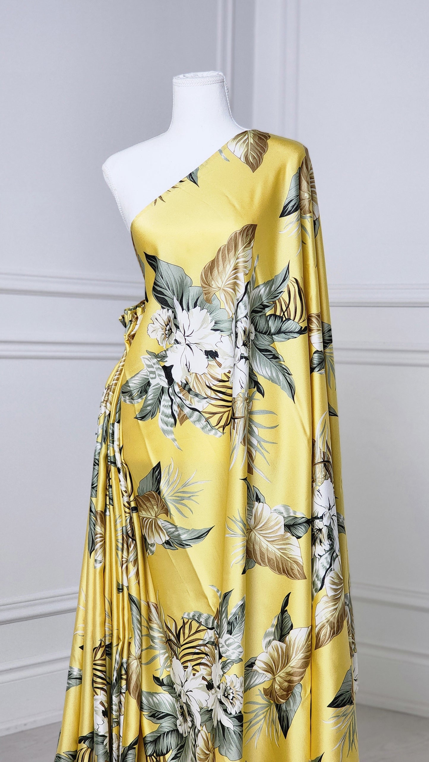 Black Friday Sample Saree Sale